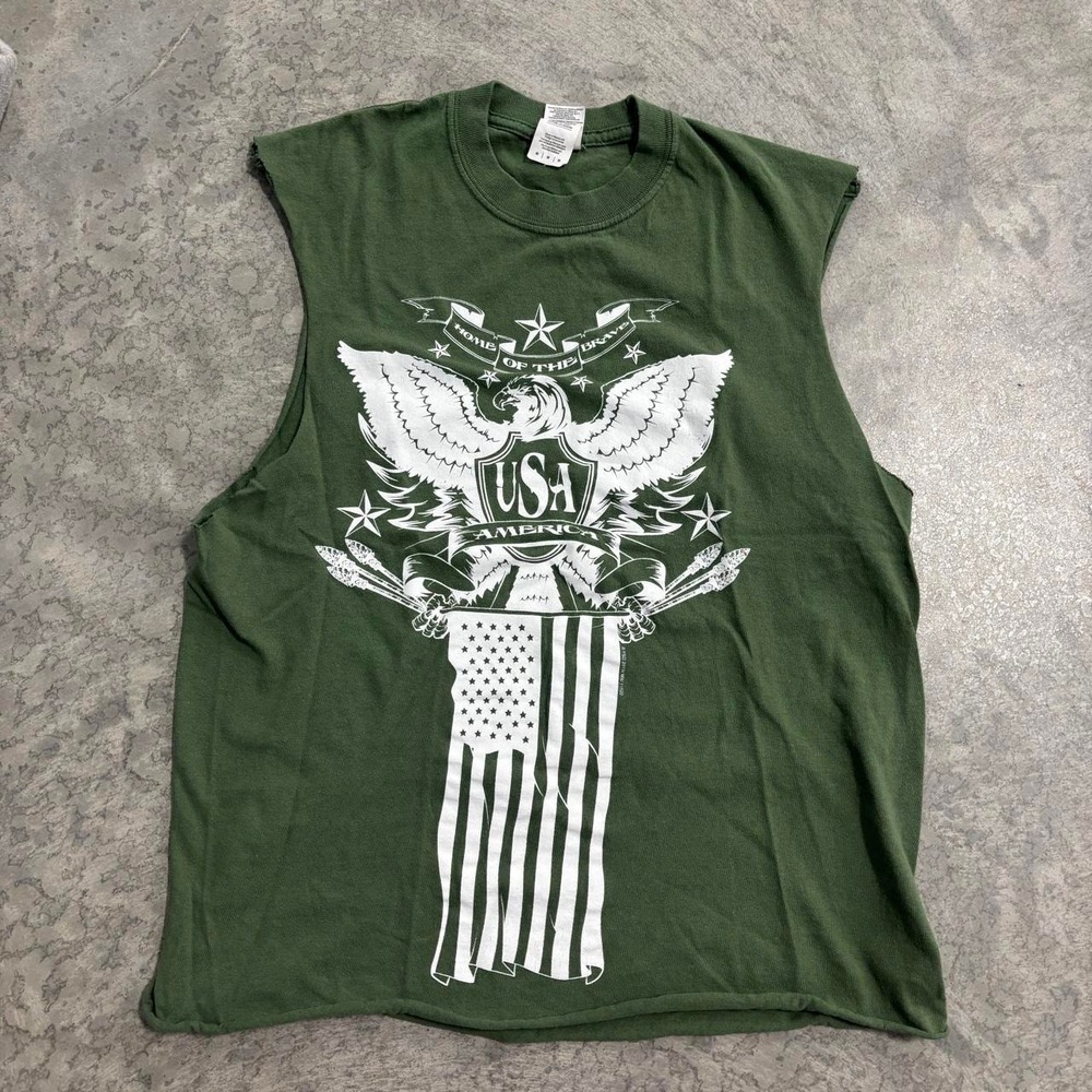 Gildan Eagle USA Flag Cut Off T-Shirt Size Medium Vintage Americana